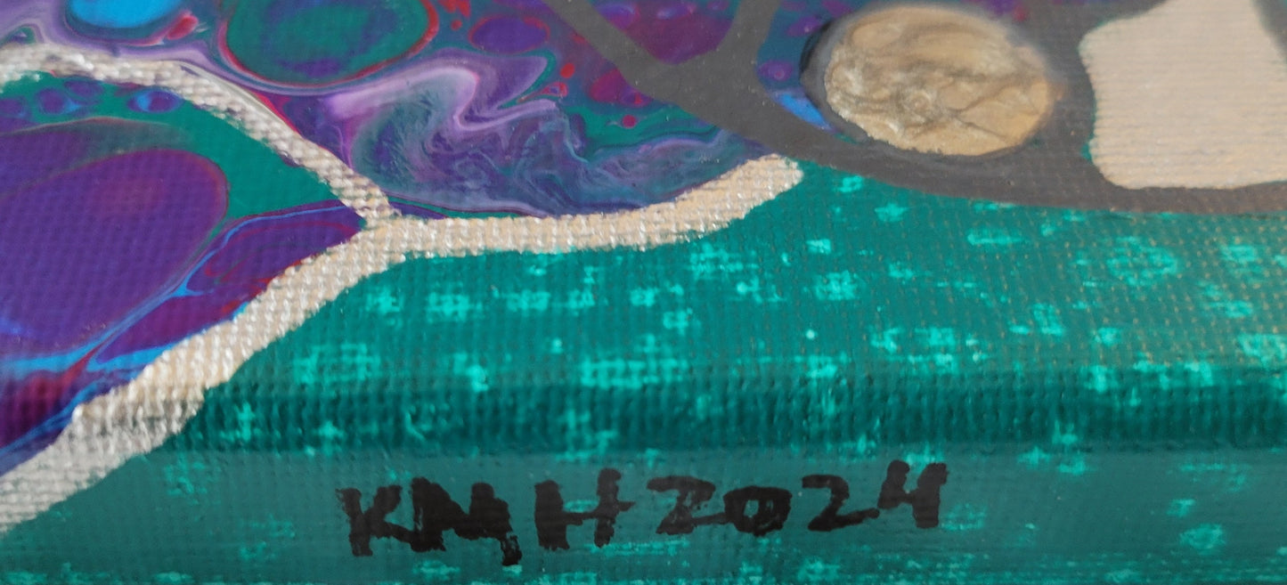 Close-up of the green canvas edge with the artist's initials "KMH" and year completed "2024" written in black.