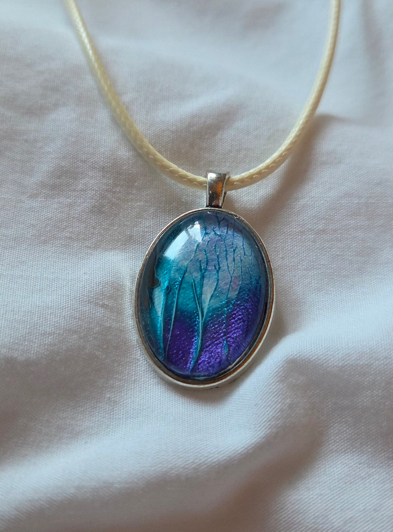 Iridescent Veins